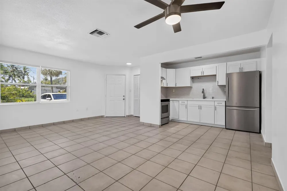 201 Palm Street #203 Lantana, FL 33462