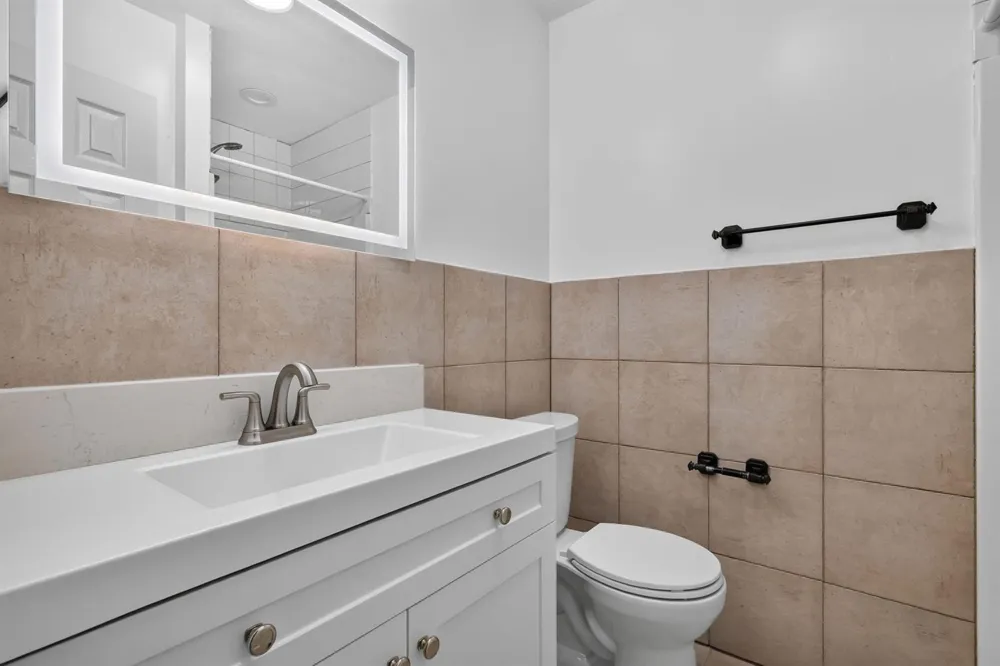 201 Palm Street #203 Lantana, FL 33462