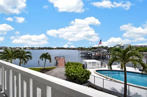 231 E Lantana Road #204
