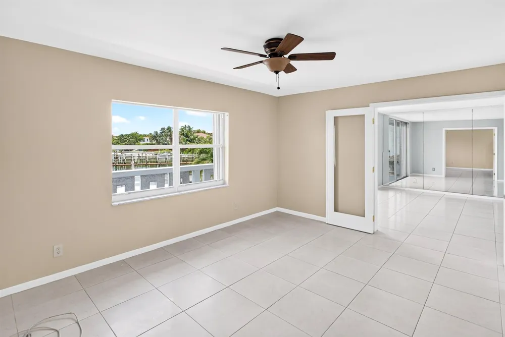 231 E Lantana Road #204 Lantana, FL 33462