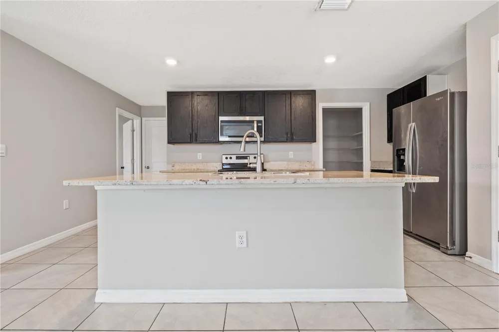 11722 WHITE WILLOW LANE Riverview, FL 33569