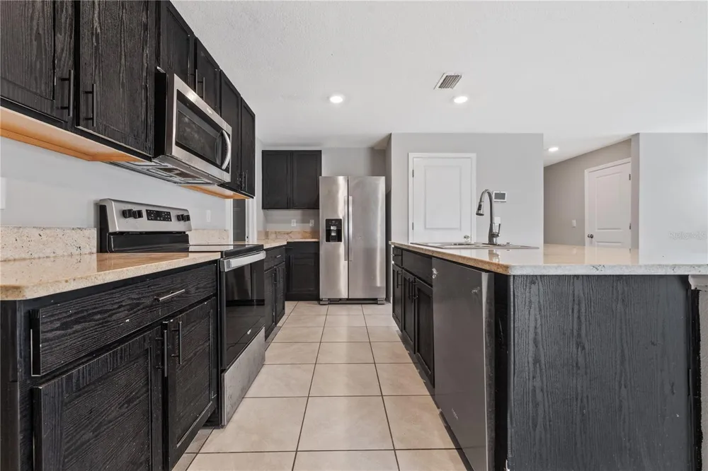 11722 WHITE WILLOW LANE Riverview, FL 33569