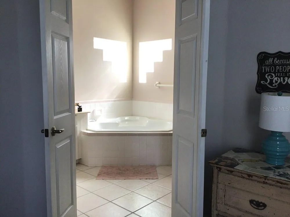 6222 BUCKINGHAM STREET Sarasota, FL 34238