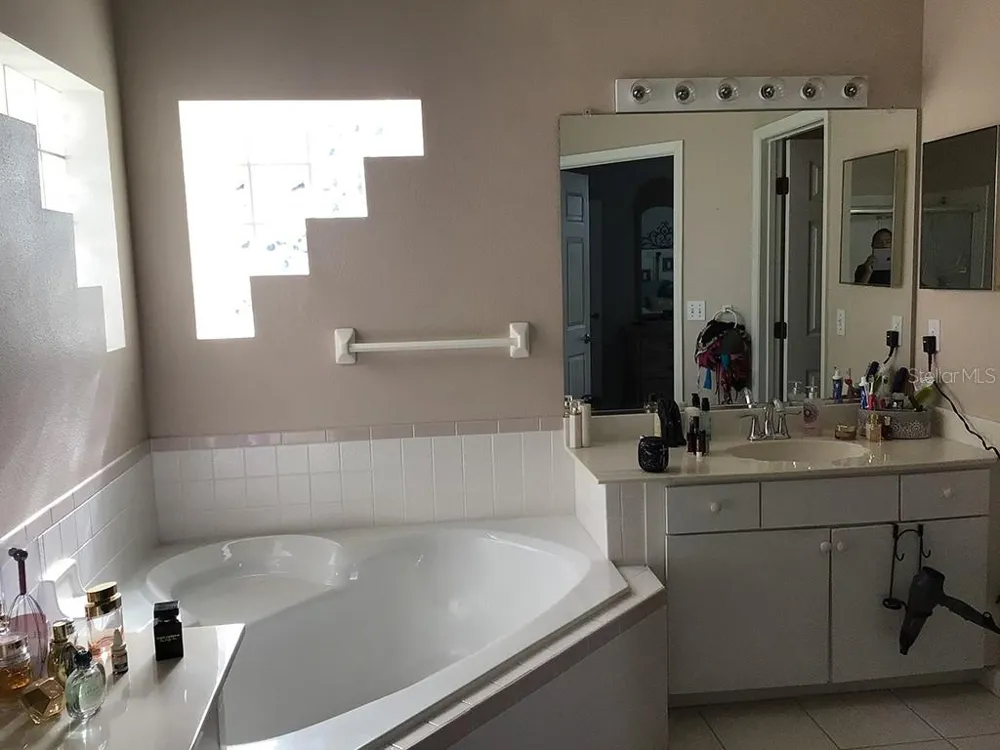 6222 BUCKINGHAM STREET Sarasota, FL 34238