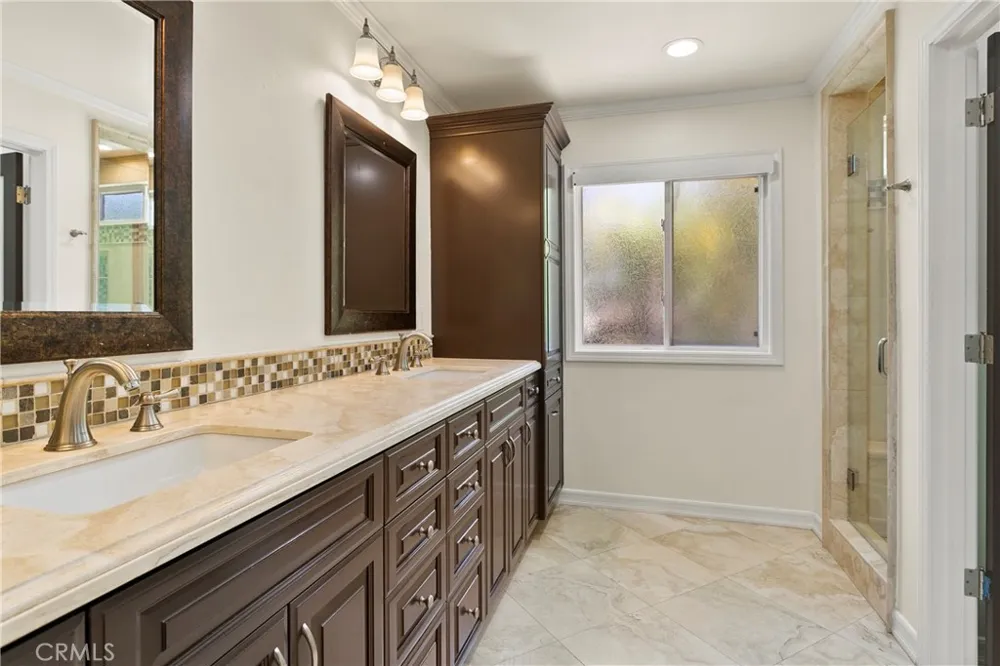 28501 El Sur Laguna Niguel, CA 92677