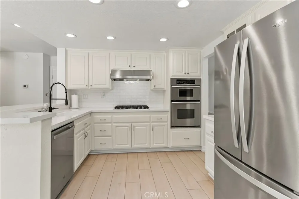 28501 El Sur Laguna Niguel, CA 92677