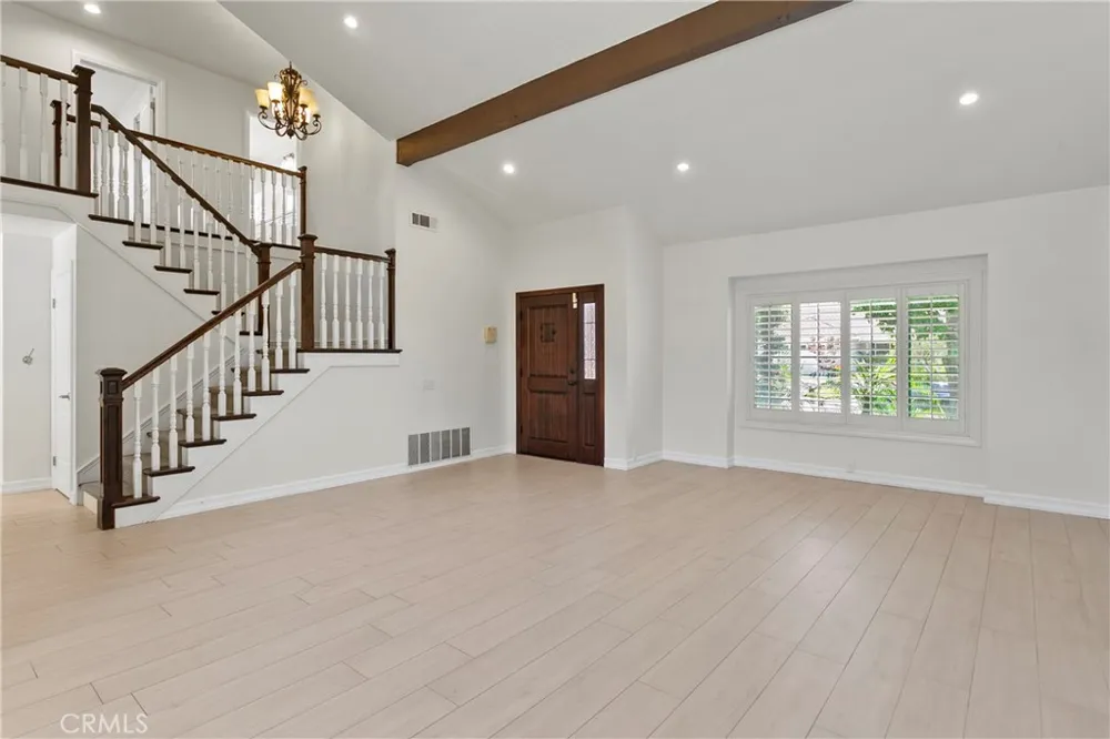 28501 El Sur Laguna Niguel, CA 92677