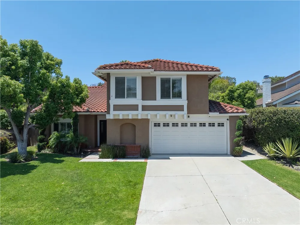28501 El Sur Laguna Niguel, CA 92677