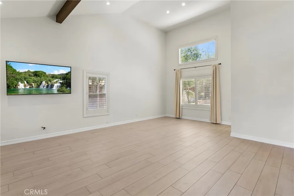28501 El Sur Laguna Niguel, CA 92677