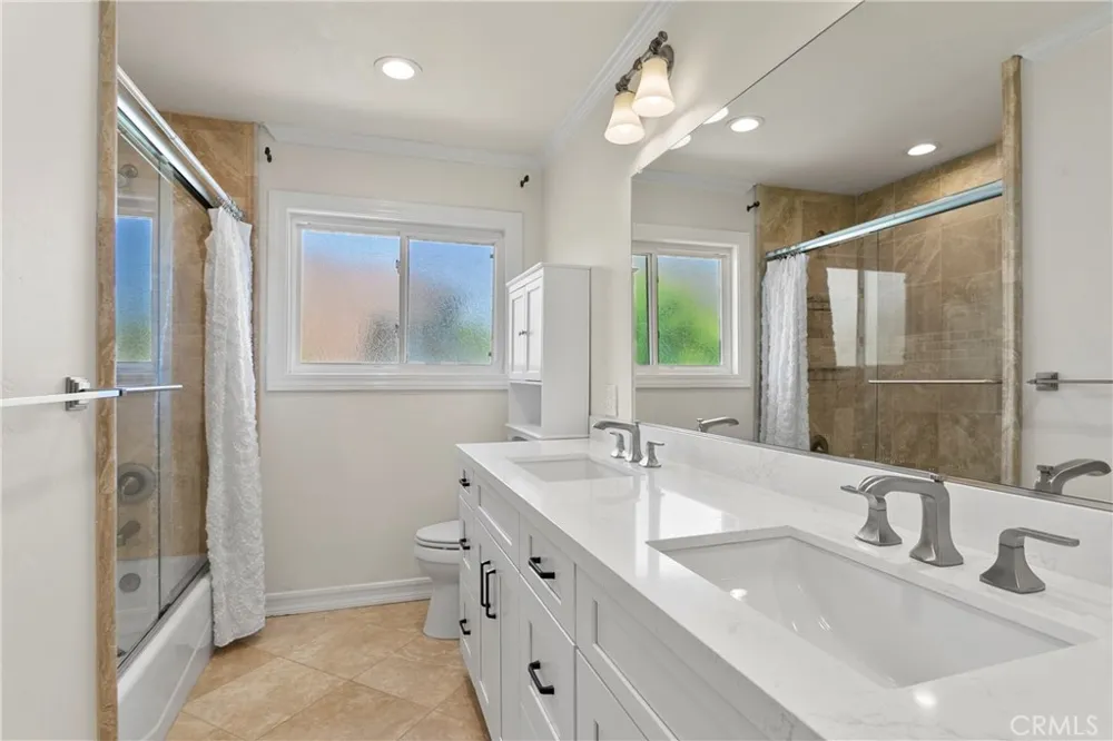 28501 El Sur Laguna Niguel, CA 92677