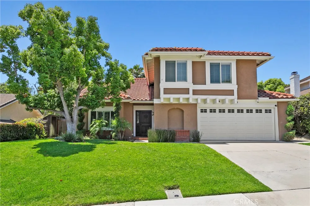 28501 El Sur Laguna Niguel, CA 92677