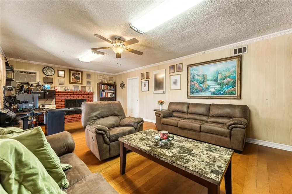 513 W 224th Carson, CA 90745