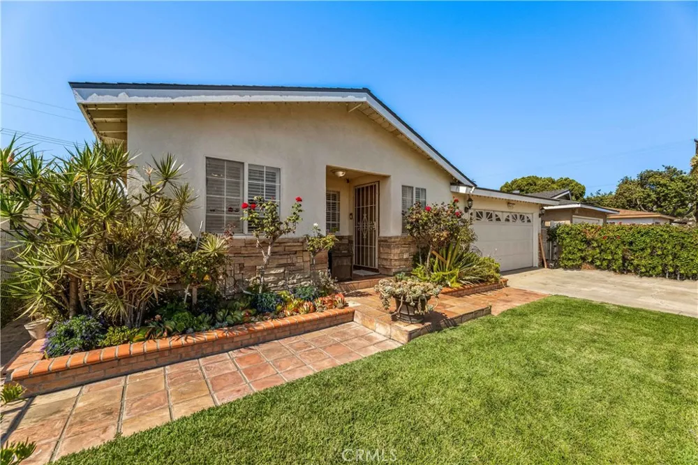 513 W 224th Carson, CA 90745