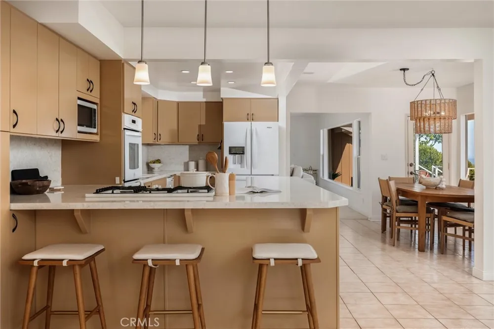 33 Loma Media Road Santa Barbara, CA 93103