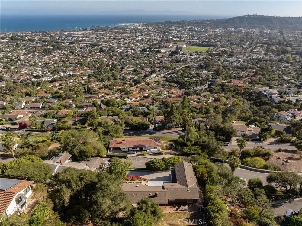 33 Loma Media Road Santa Barbara, CA 93103