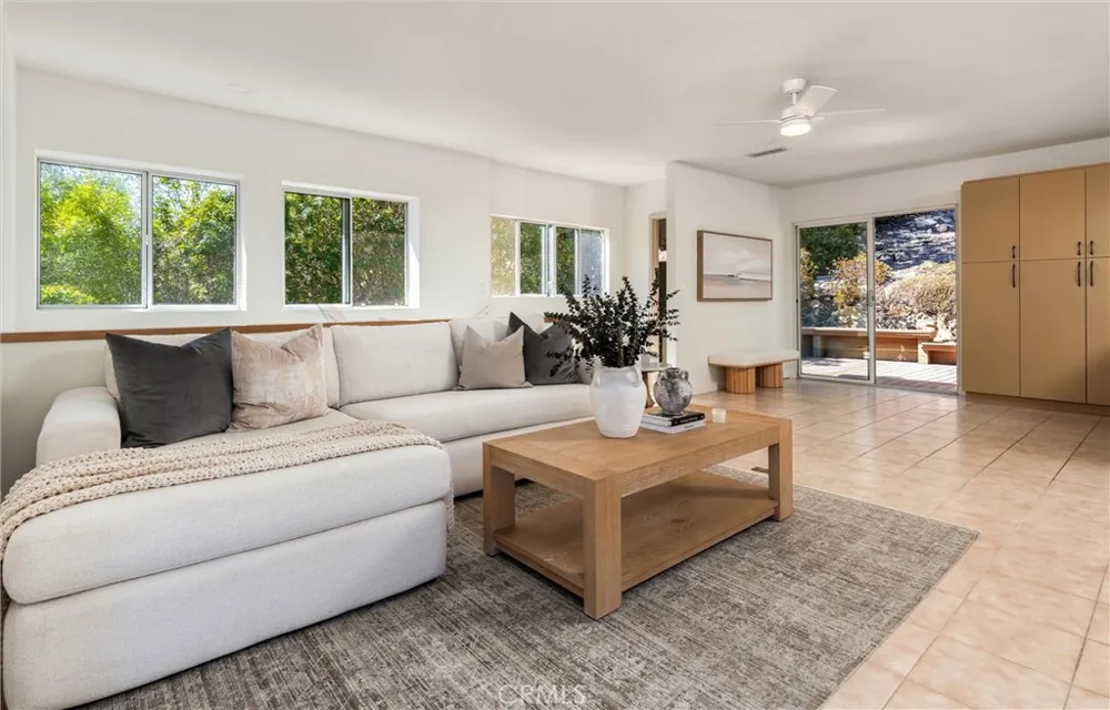 33 Loma Media Road Santa Barbara, CA 93103