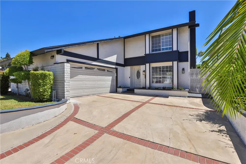 10946 El Chino Fountain Valley, CA 92708