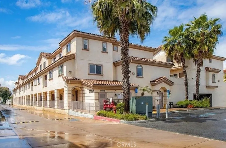 17168 Newhope #202 Fountain Valley, CA 92708