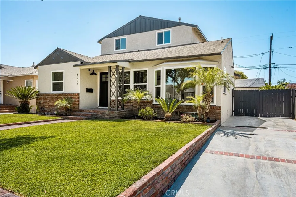 6008 Village Lakewood, CA 90713