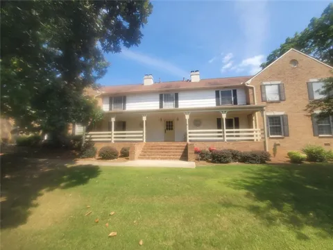 3825 Lavista #T1