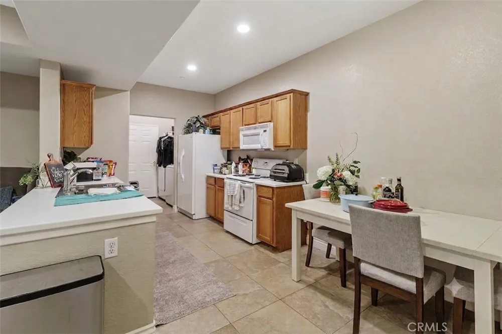 24909 Madison Avenue #1811 Murrieta, CA 92562