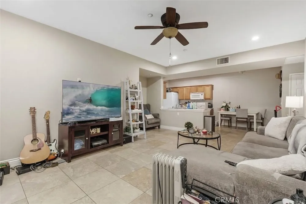24909 Madison Avenue #1811 Murrieta, CA 92562