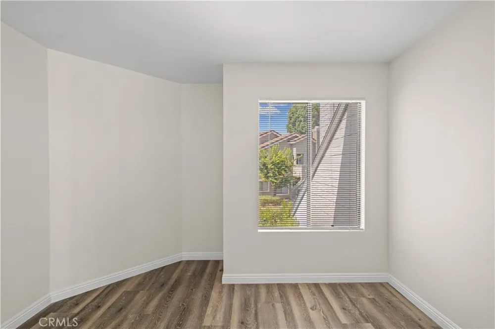 97 Fallingstar #56 Irvine, CA 92614
