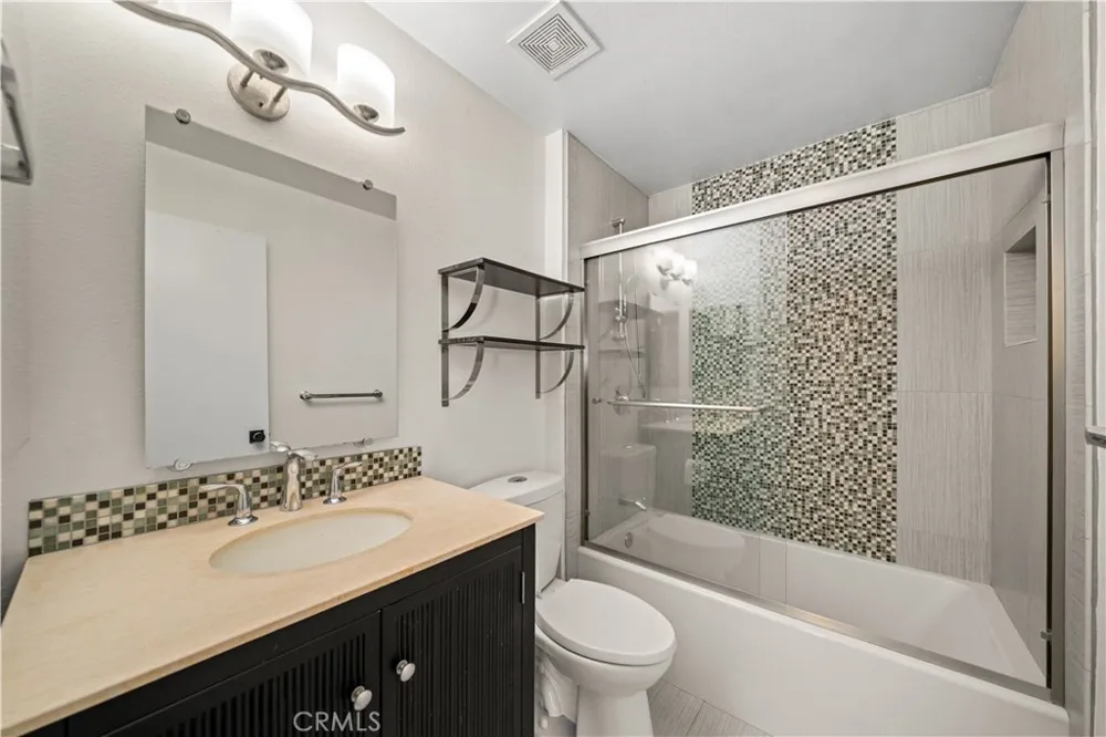 97 Fallingstar #56 Irvine, CA 92614