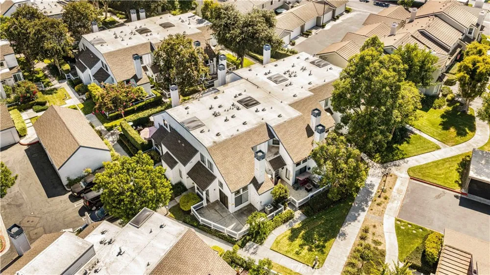 97 Fallingstar #56 Irvine, CA 92614