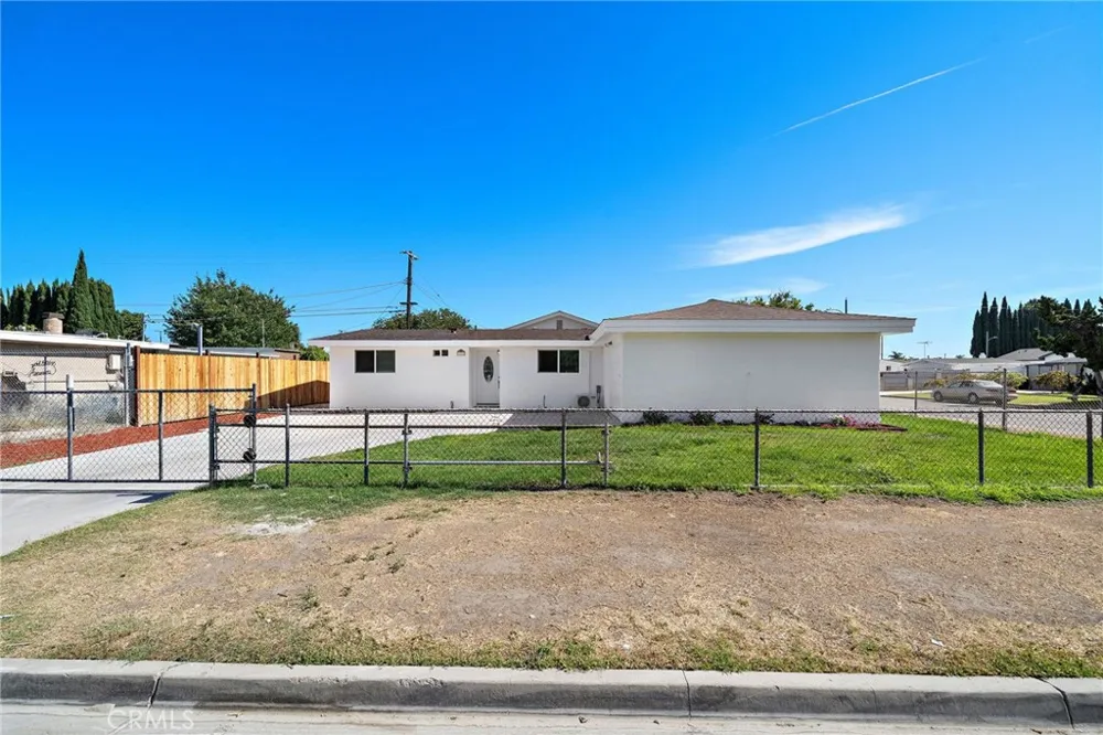 11322 Salinaz Avenue Garden Grove, CA 92843