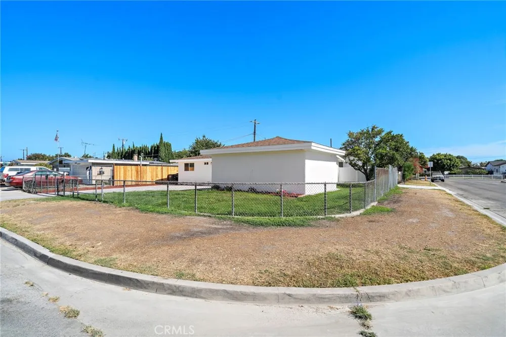 11322 Salinaz Avenue Garden Grove, CA 92843