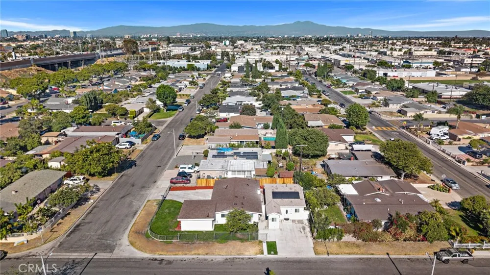 11322 Salinaz Avenue Garden Grove, CA 92843