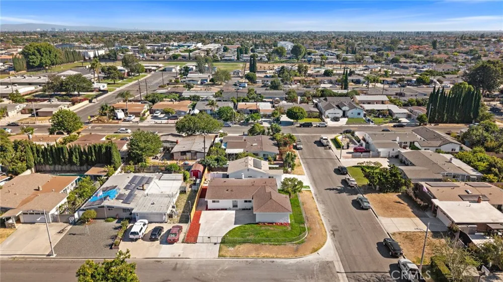 11322 Salinaz Avenue Garden Grove, CA 92843
