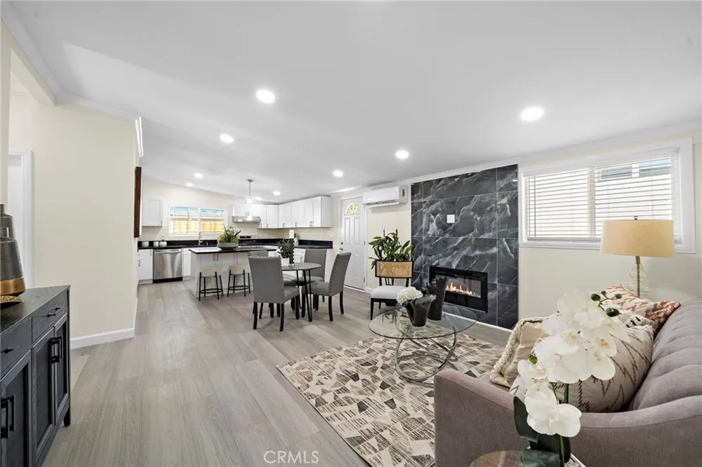11322 Salinaz Avenue Garden Grove, CA 92843
