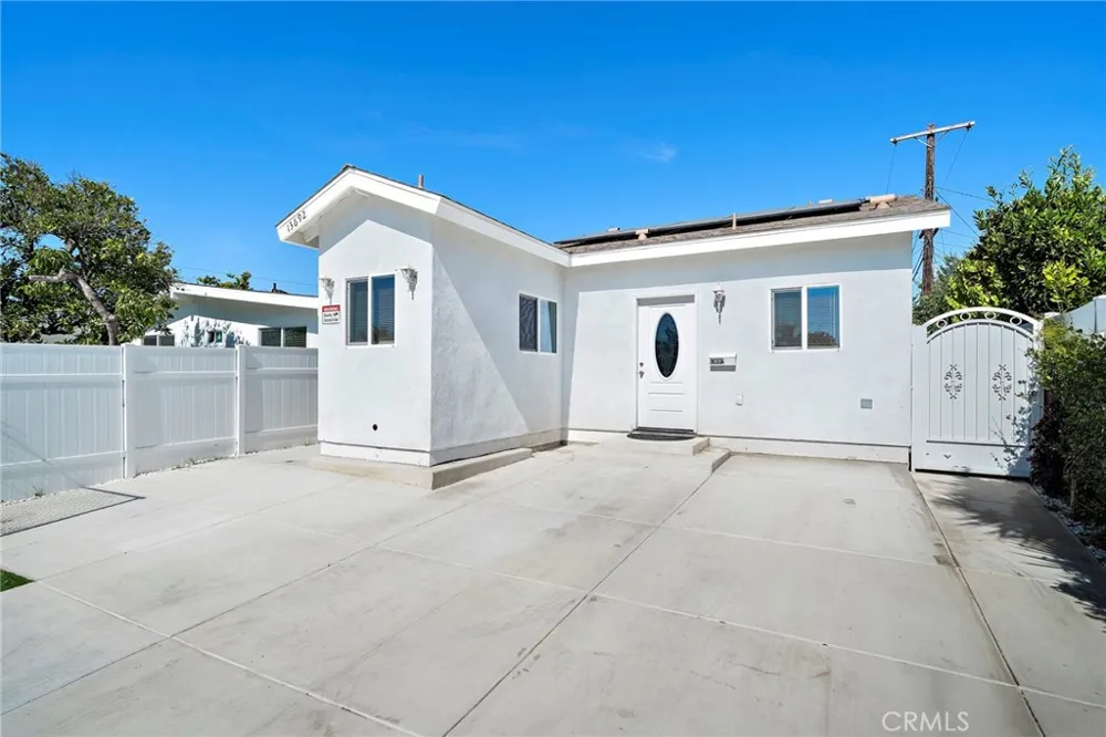 11322 Salinaz Avenue Garden Grove, CA 92843