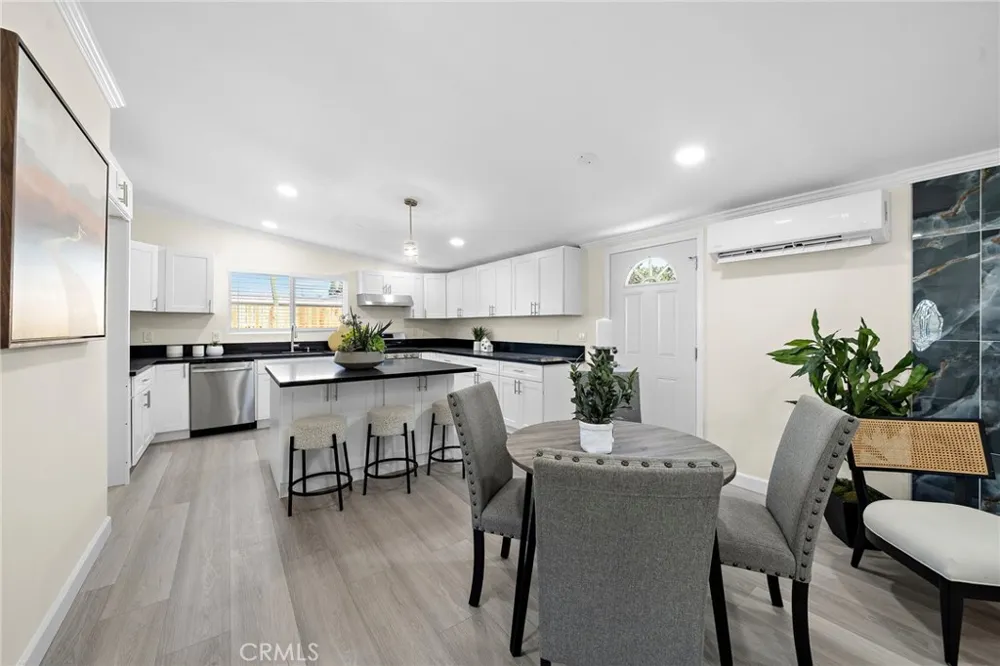 11322 Salinaz Avenue Garden Grove, CA 92843