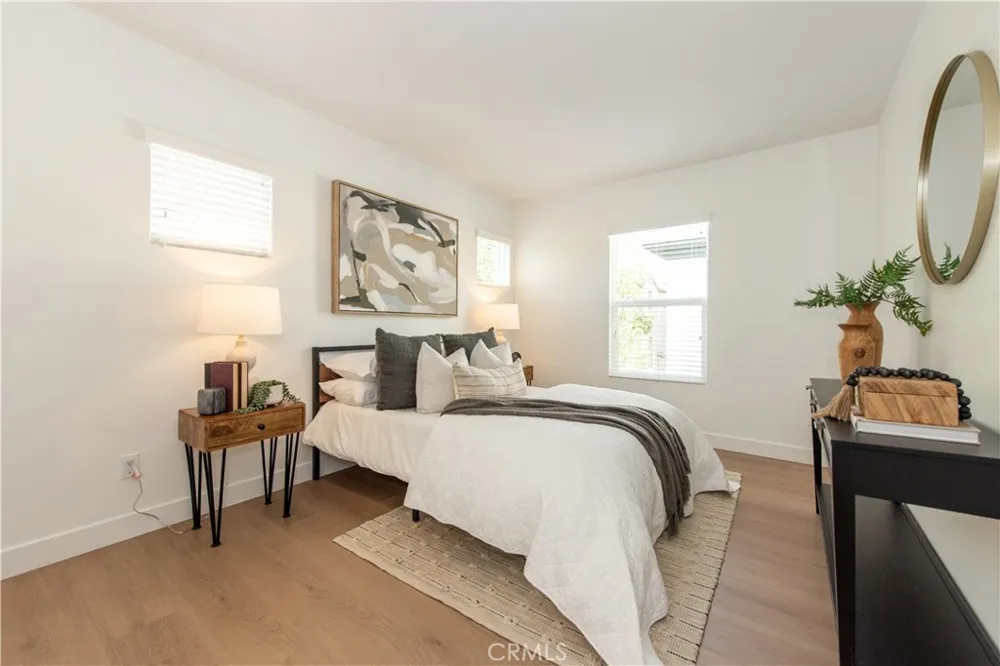 2870 Glassell Orange, CA 92865