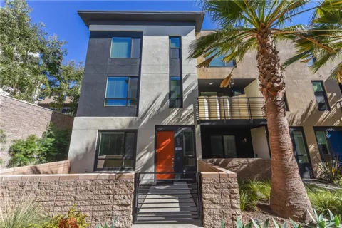 2870 Glassell