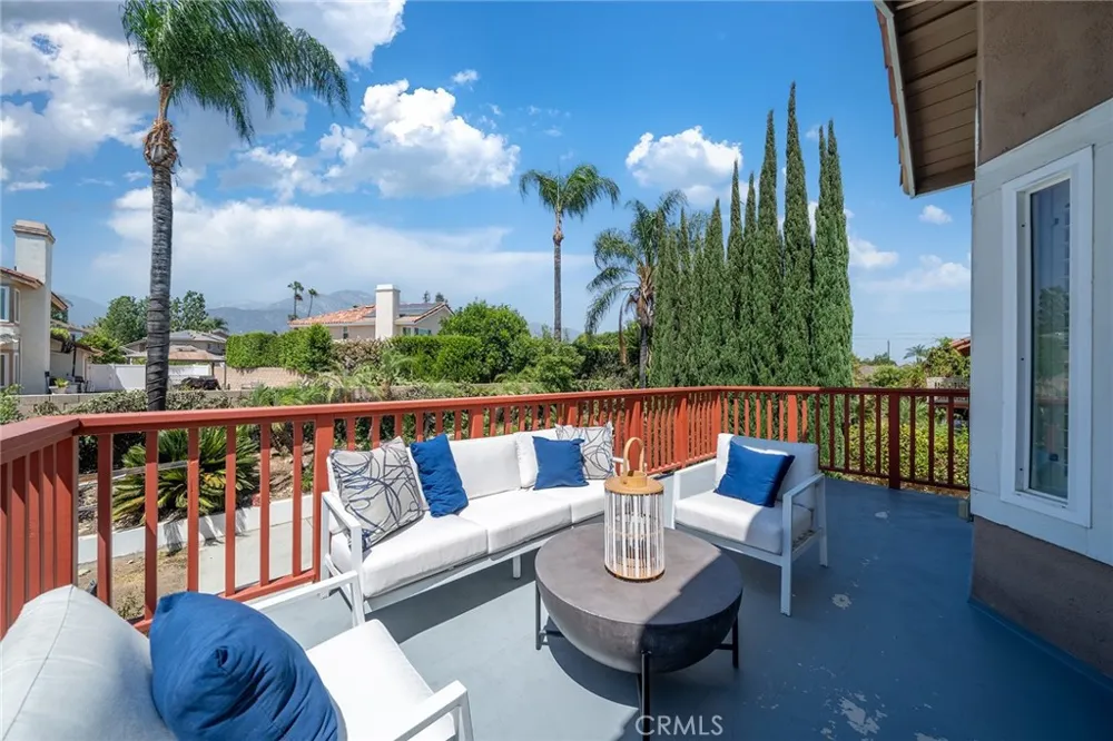 919 W 14th st Upland, CA 91786