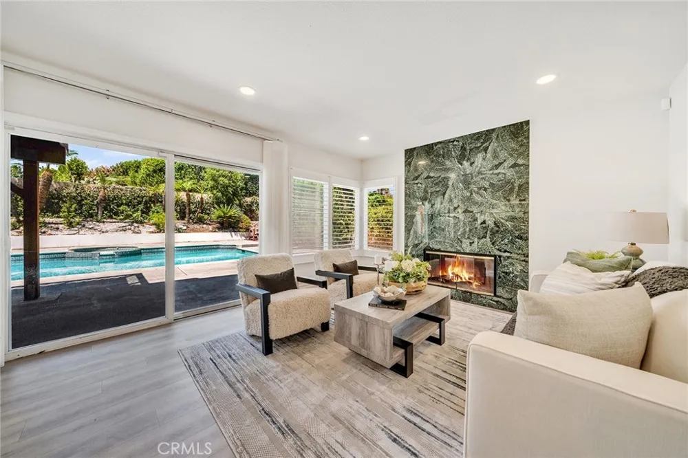 919 W 14th st Upland, CA 91786