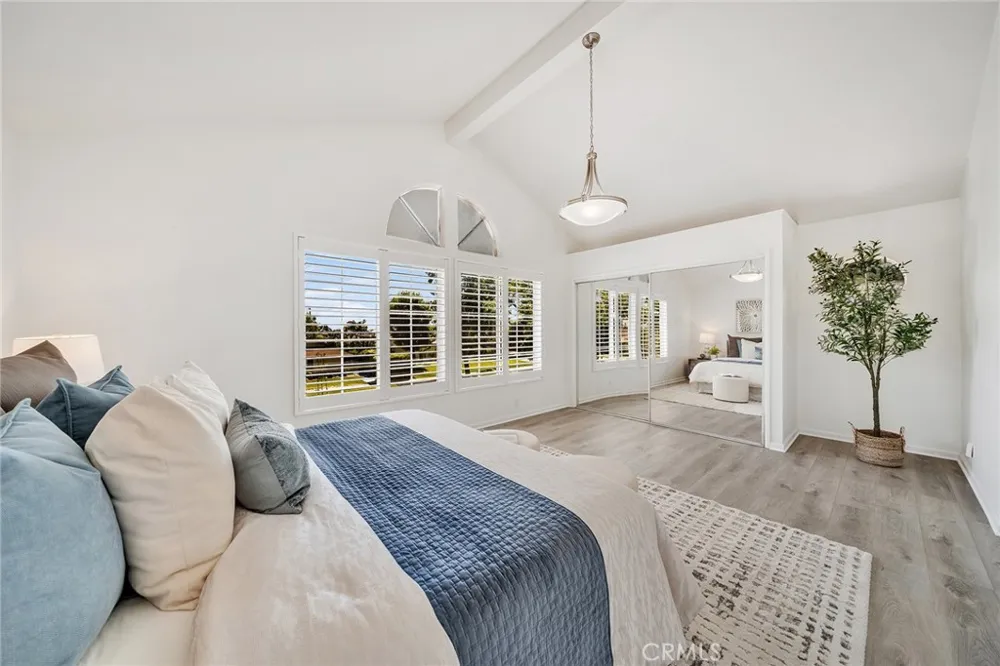 919 W 14th st Upland, CA 91786
