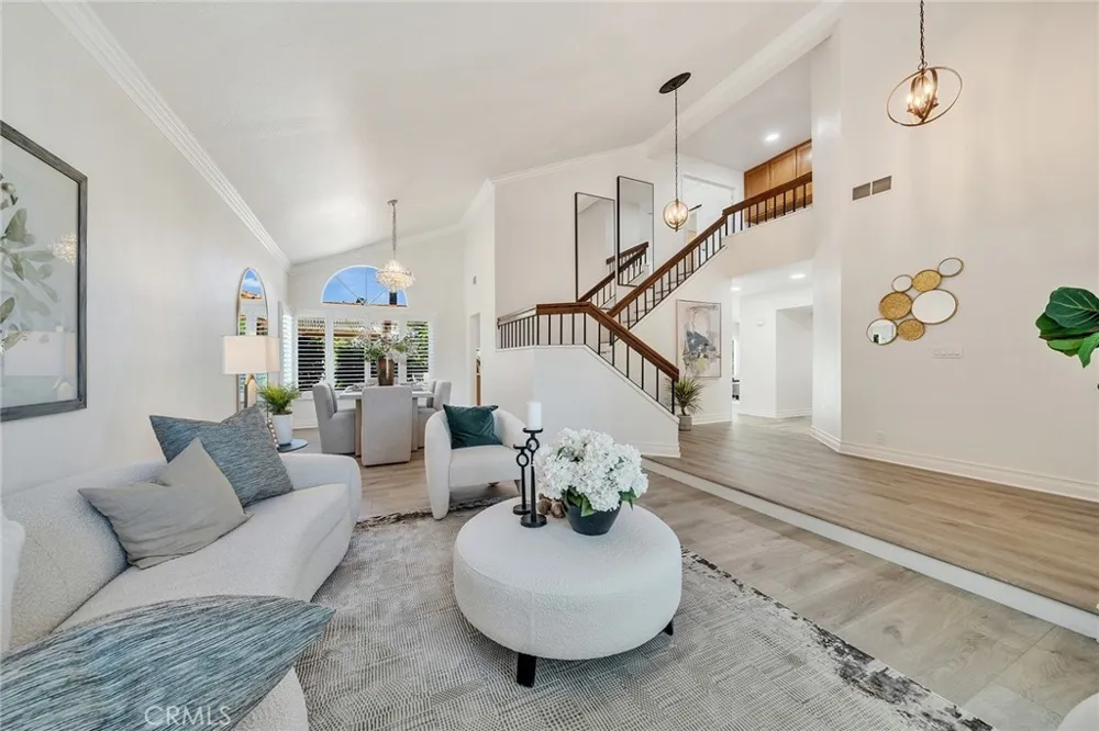 919 W 14th st Upland, CA 91786