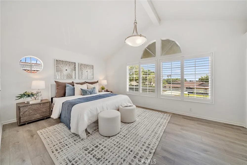 919 W 14th st Upland, CA 91786