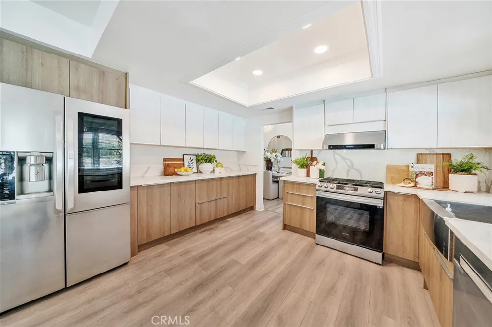 919 W 14th st Upland, CA 91786