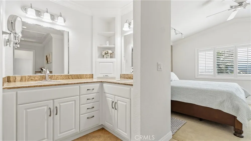 44 Silkberry Irvine, CA 92614