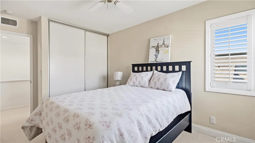 44 Silkberry Irvine, CA 92614