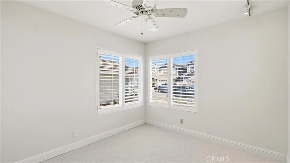 44 Silkberry Irvine, CA 92614