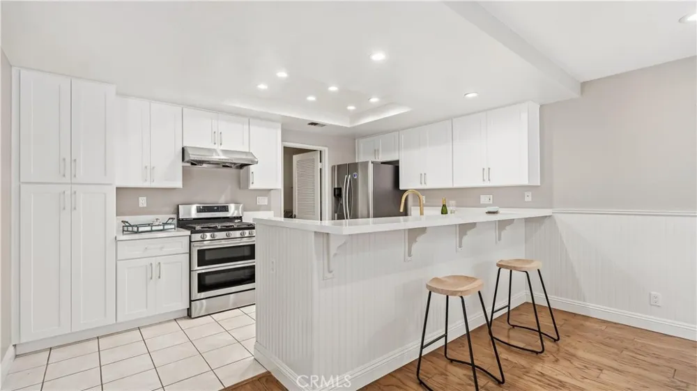 44 Silkberry Irvine, CA 92614