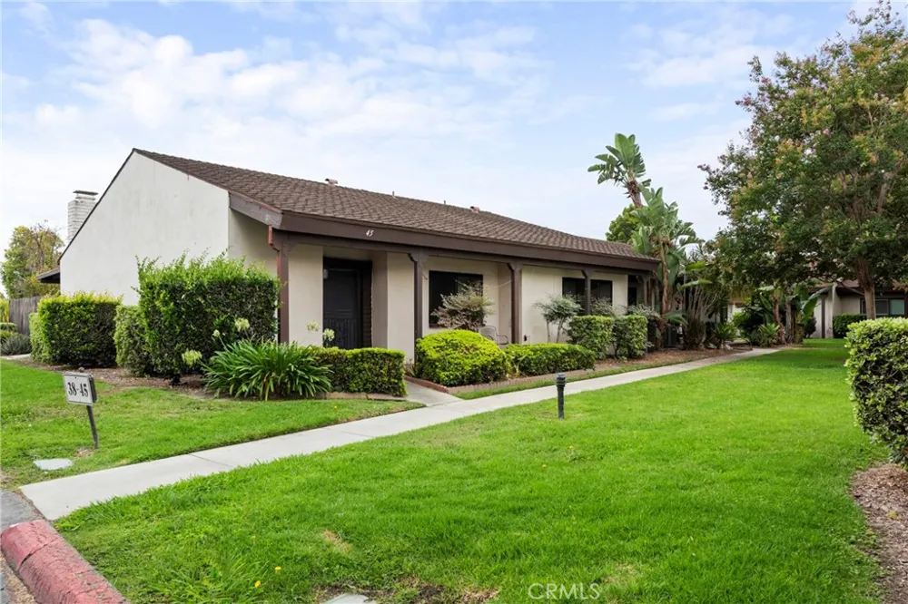 2011 W Katella #45 Anaheim, CA 92804