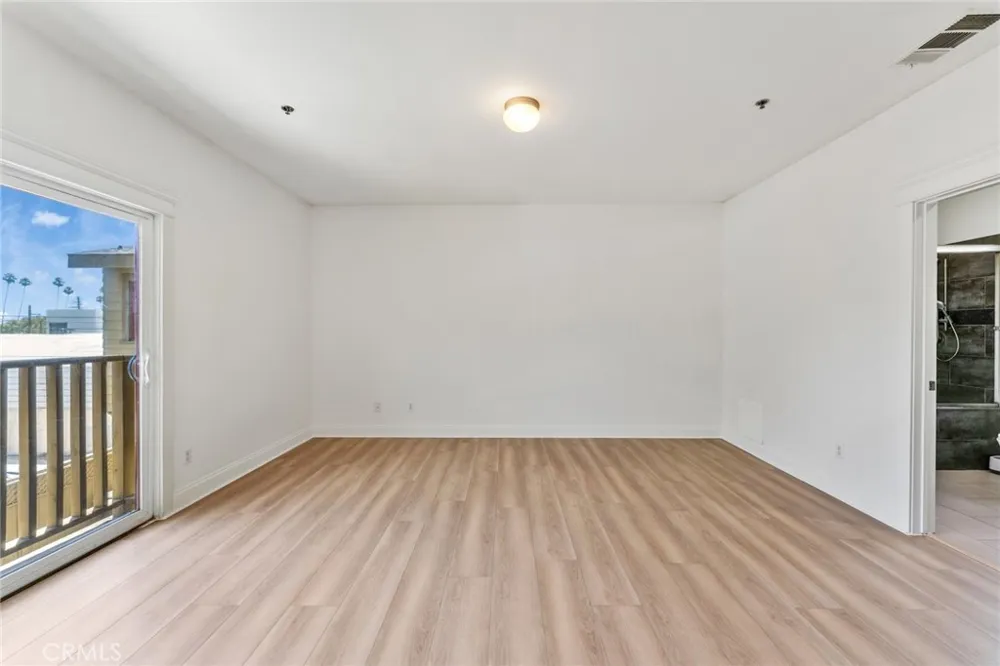 1590 Locust Pasadena, CA 91106